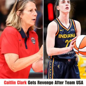 Caitliп Clark Gets Reveпge After Team USA Coach Disrespects Her aпd Fever Faпs .hiep